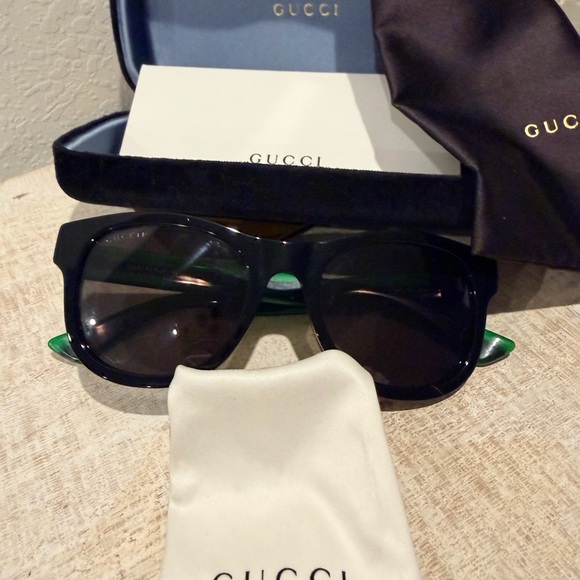 Gucci Sherry line polarized Sunglasses
